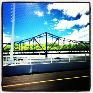 Illustration for article titled Transforming the Old Bay Bridge Into a Park for Adventure Tourists